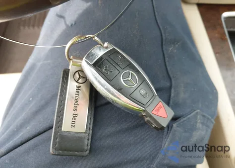 2013 Mercedes-Benz Glk 350 из США, поврежденный, VIN WDCGG5HB1DF968070